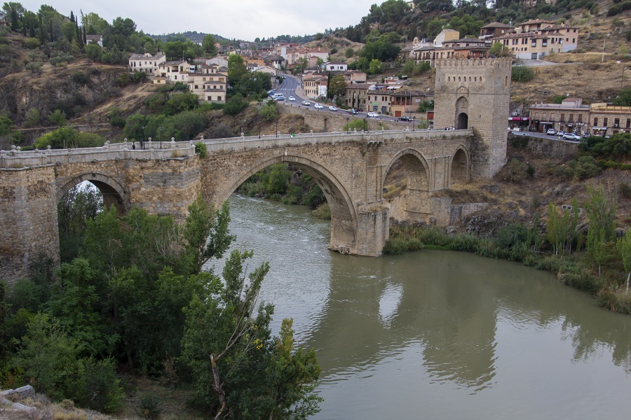 Puente de Alcántara en Toledo